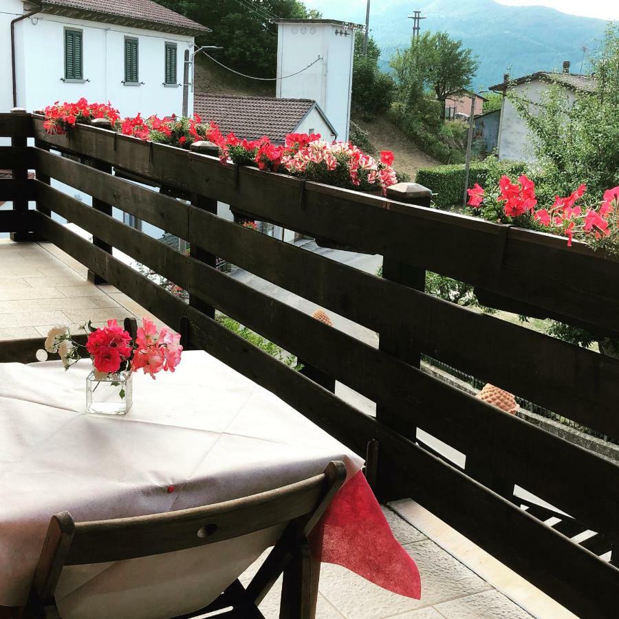 B&B La Piazzetta Кастільоне-дей-Пеполі Екстер'єр фото