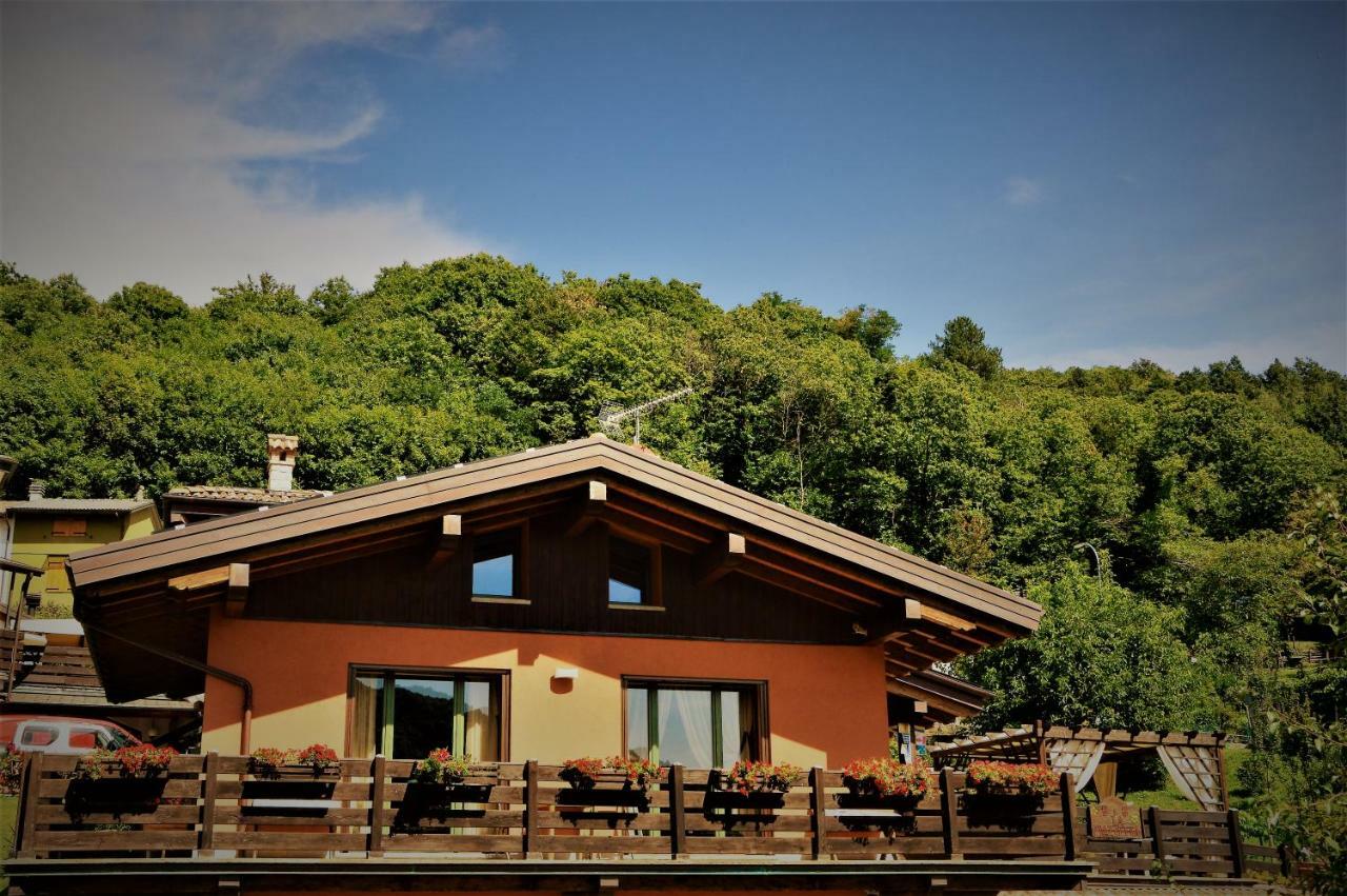 B&B La Piazzetta Кастільоне-дей-Пеполі Екстер'єр фото